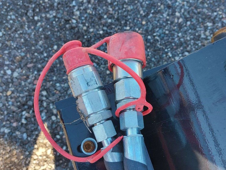 giyi-skid-steer-vibrating-roller-image-6