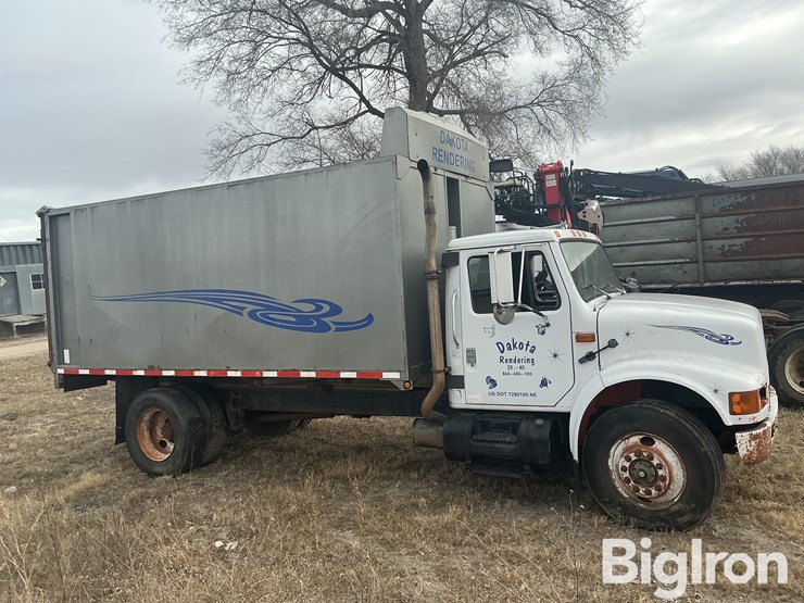 1993-international-4900-image-4