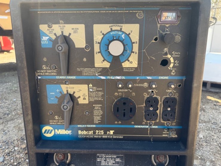 miller-bobcat-225-image-10