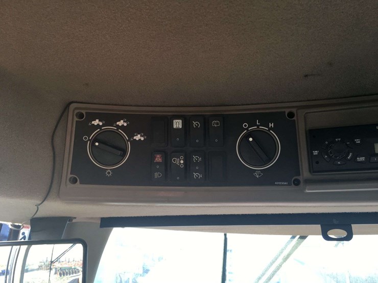 2008-case-ih-steiger-485-quadtrac-image-20