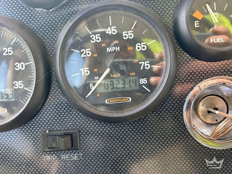 2001-freightliner-allegro-bus-class-a-motorhome-image-6