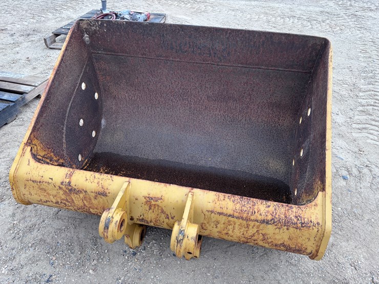 caterpillar-307-image-3