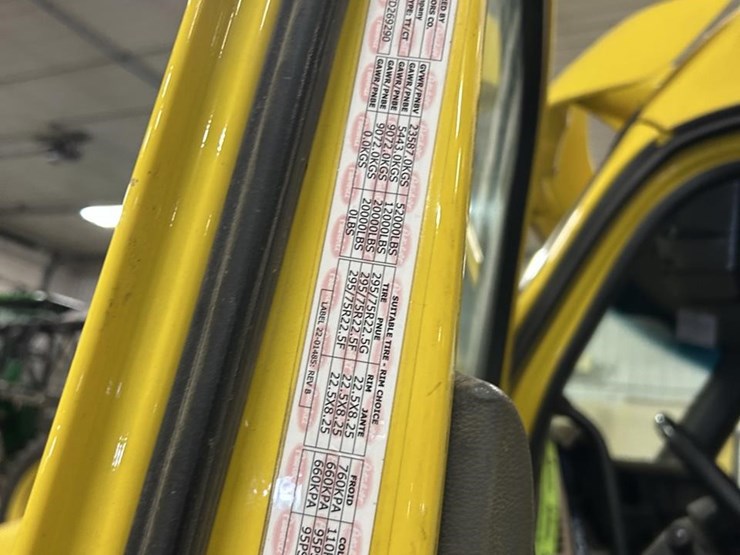 2015-peterbilt-579-image-14