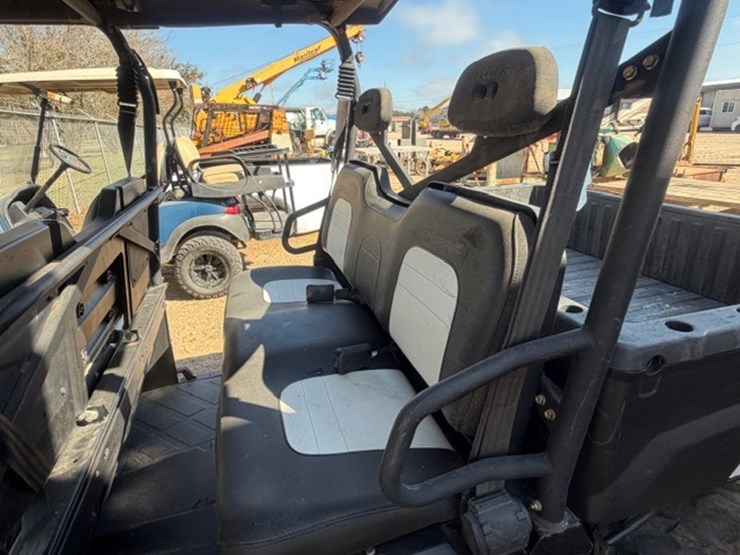 2014-polaris-ranger-crew-image-17