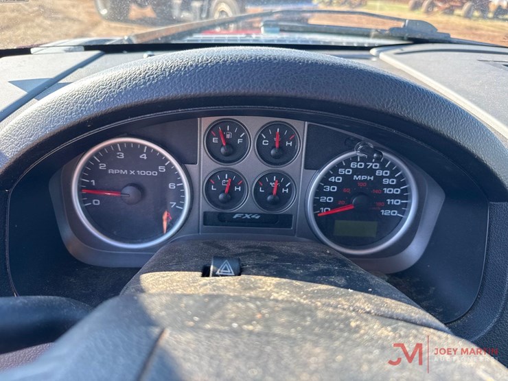 2005-ford-f150-image-35