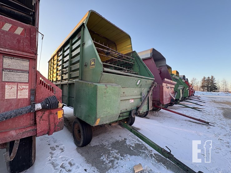 john-deere-716-image-2