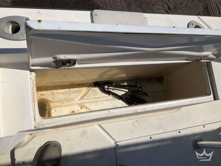 1985-23ft-mako-center-console-boat-with-2011-28ft-hmde-trailer-image-25