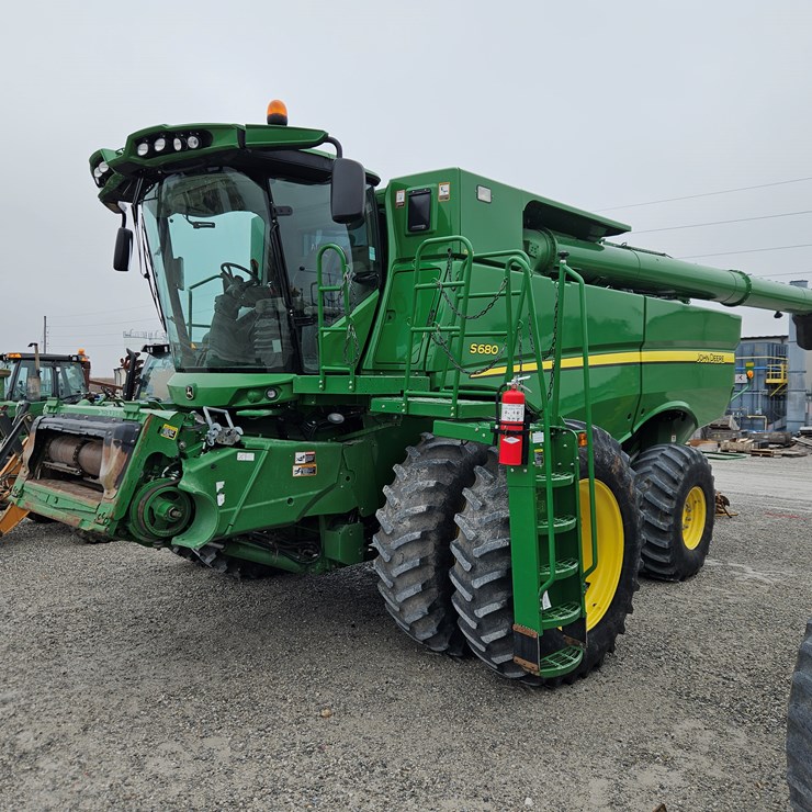 2013 JOHN DEERE S680