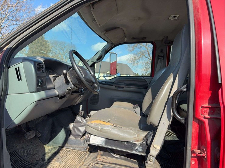 2002-ford-f650-image-12