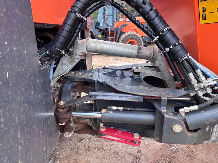 2022-doosan-da30-image-25