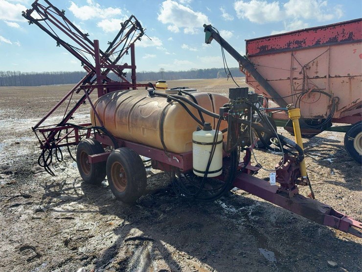 hardy-500-gallon-sprayer,-40’-booms-image-1