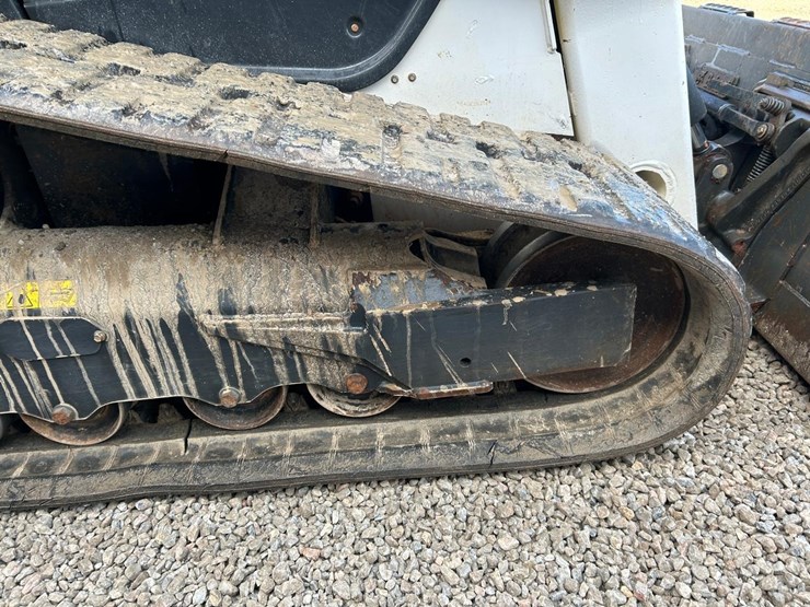 2023-bobcat-t76-image-14