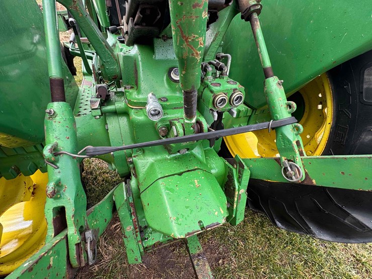 1980-john-deere-2040-image-5