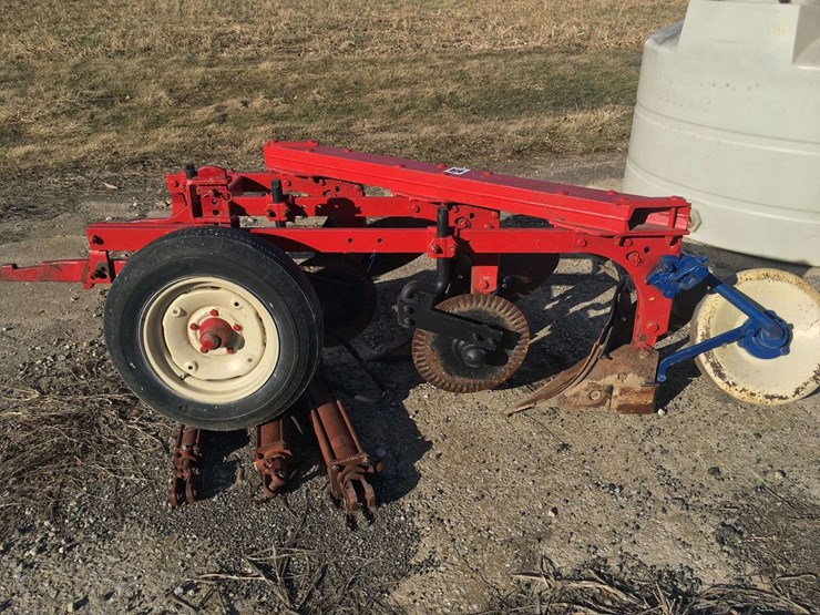 international-311-image-2