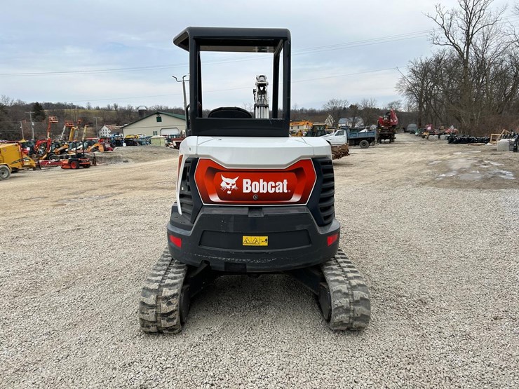 2023-bobcat-e35-image-3