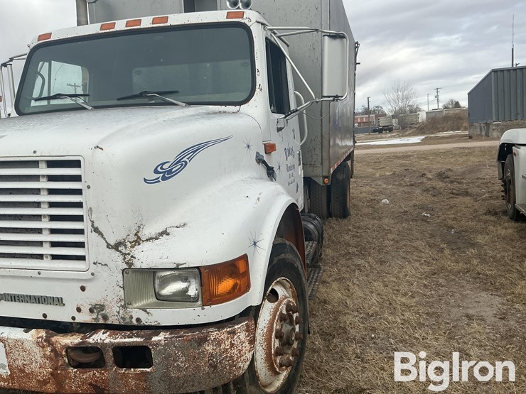 1993-international-4900-image-12