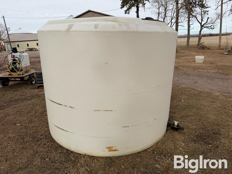1500-gallon-liquid-tank-image-4