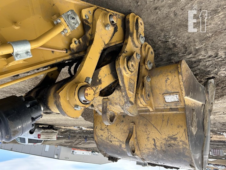 2023-caterpillar-336-image-71