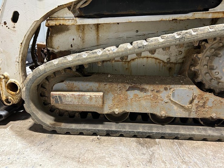 2018-bobcat-t450-image-16