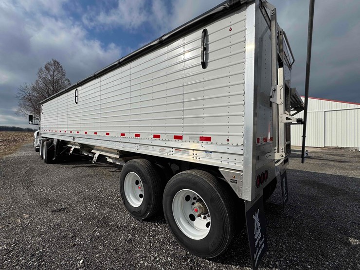 2023-stoughton-hopper-image-10