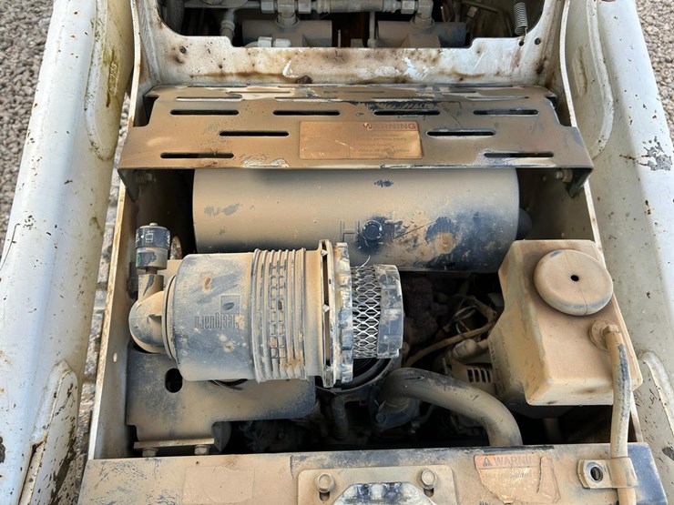 2015-bobcat-mt55-image-15