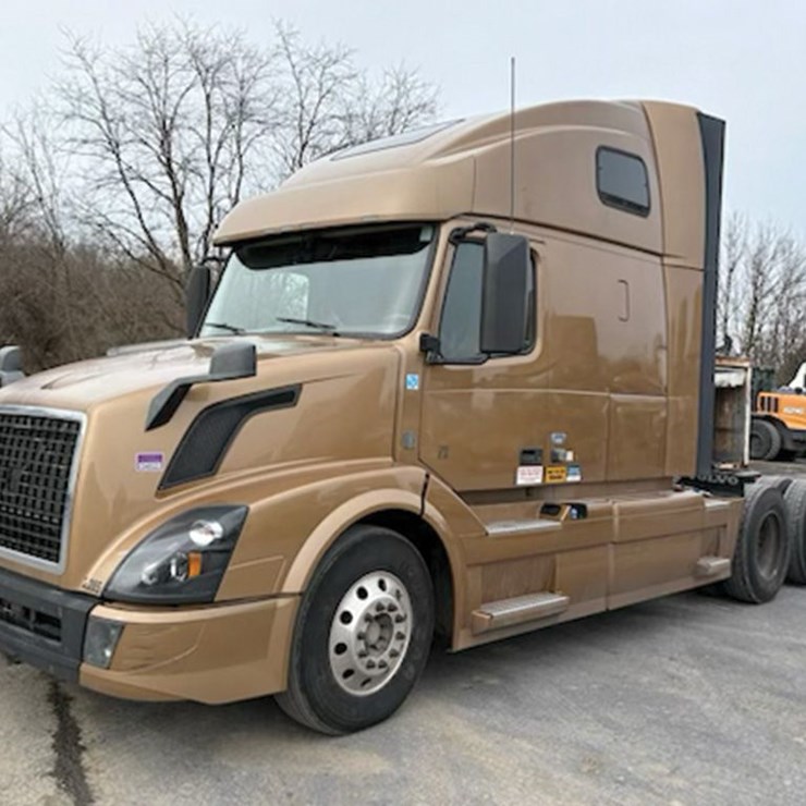 2018 VOLVO VNL 670