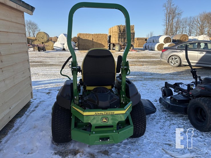 2019-john-deere-z730m-image-4