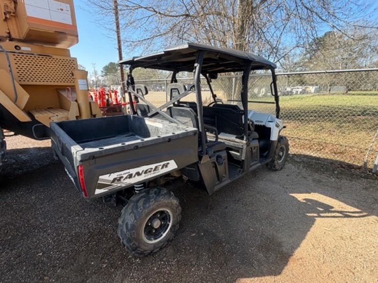 2014-polaris-ranger-crew-image-3