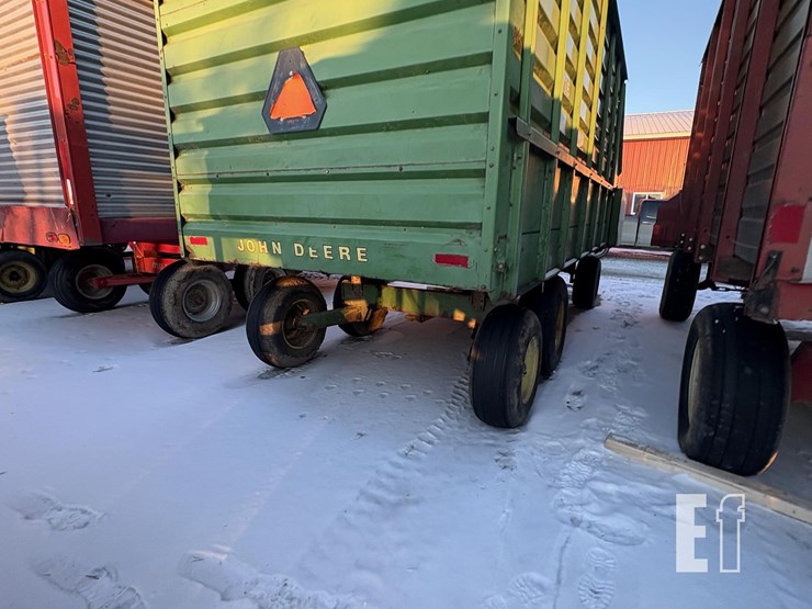 john-deere-716-image-7