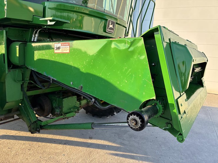 1992-john-deere-9500-image-32