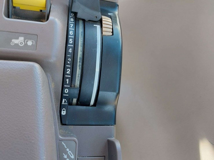 john-deere-6150r-image-51