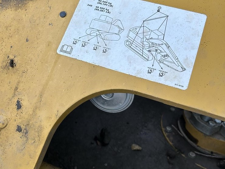 2023-caterpillar-336-image-26