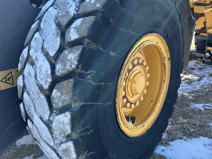 2012-volvo-l70g-image-10