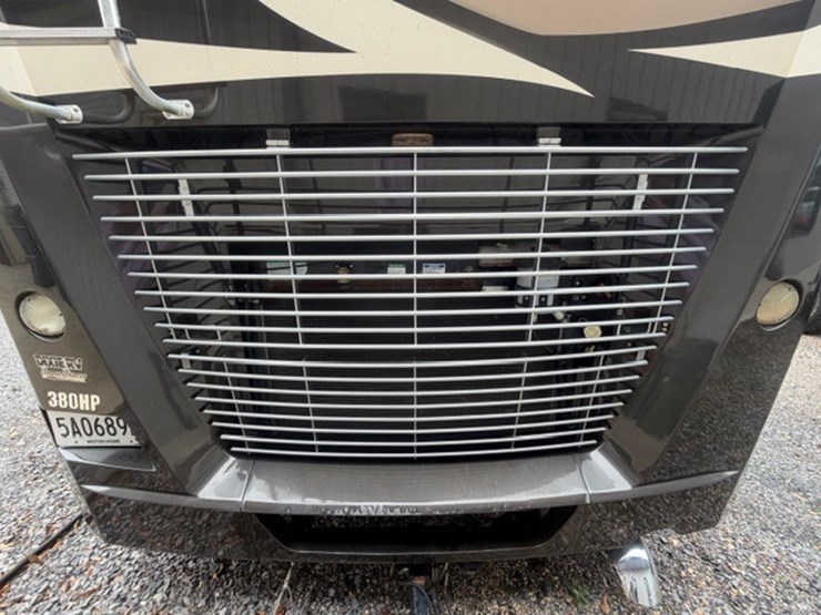 #1339-•-2011-fleetwood-36j-discovery-rv-/-motorhome-image-63