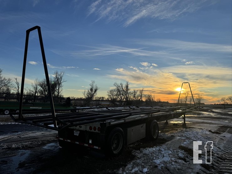 fontaine-hay-trailer-image-2