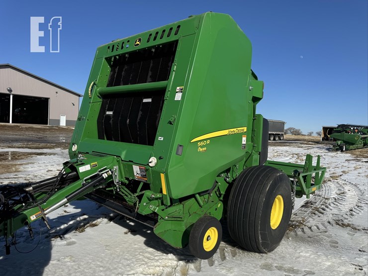 2018-john-deere-560r-image-1