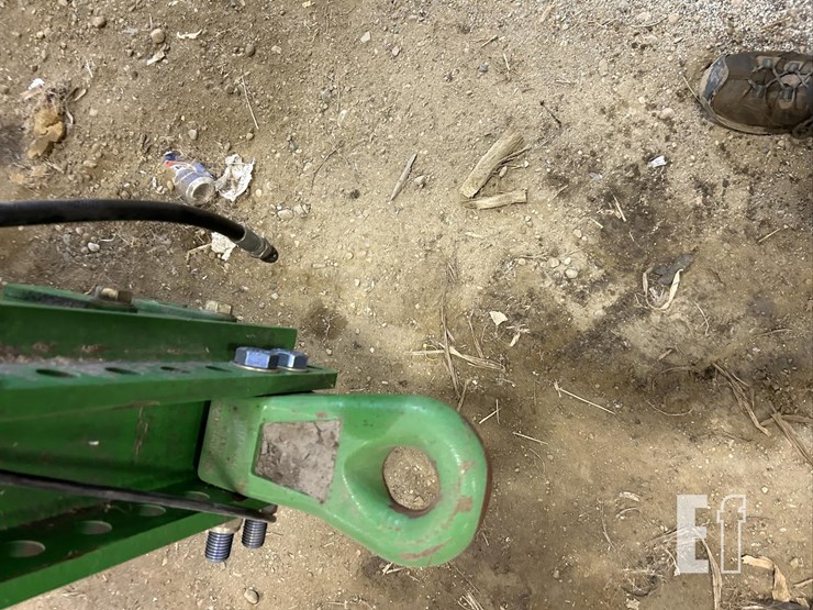 2010-john-deere-1770nt-image-4