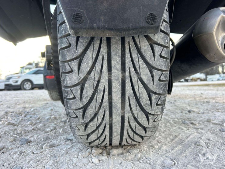 2012-can-am-spyder-motorcycle-image-23