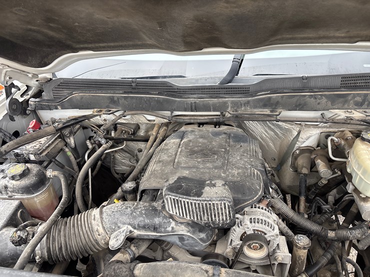 2017-chevrolet-2500hd-image-12