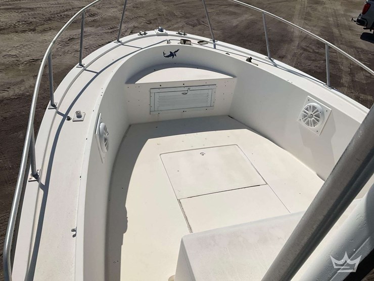 1985-23ft-mako-center-console-boat-with-2011-28ft-hmde-trailer-image-12