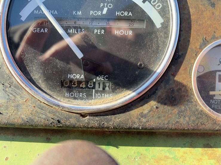 john-deere-4010-image-14