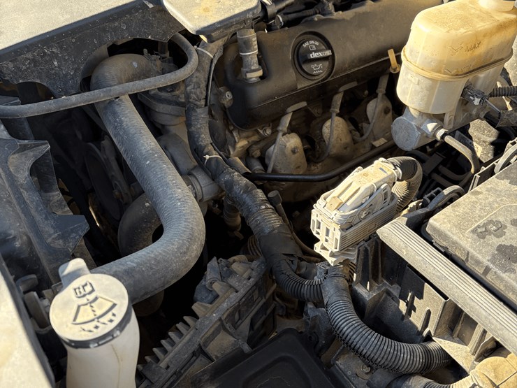 2015-chevrolet-silverado-image-6