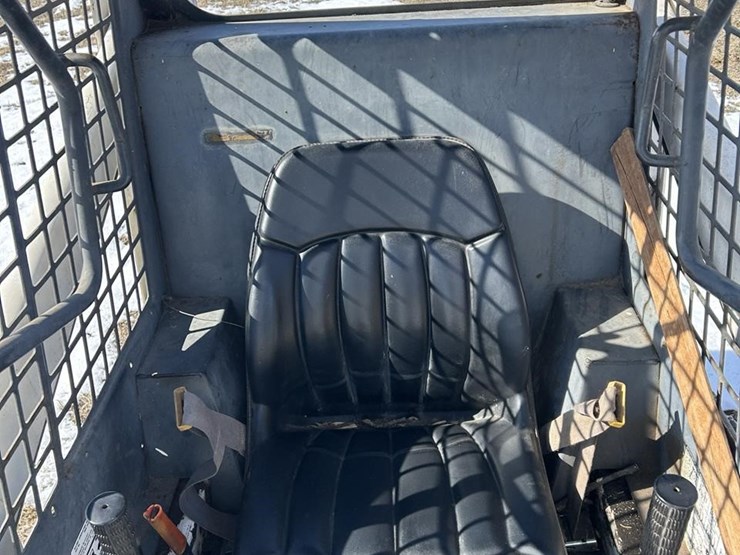 bobcat-642b-image-25