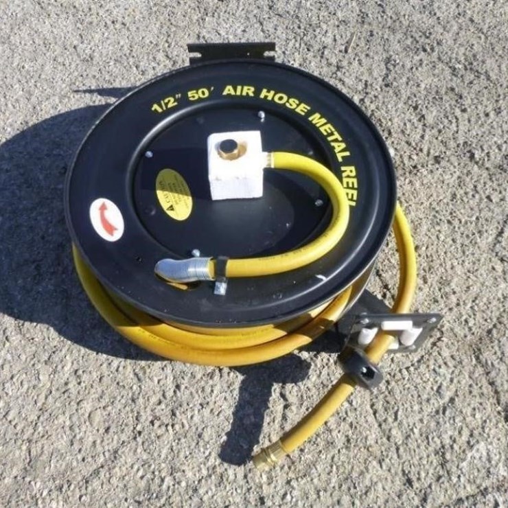 50'x1/2" Air Hose Reel w/ Hose