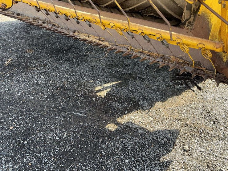 new-holland-1499-image-3