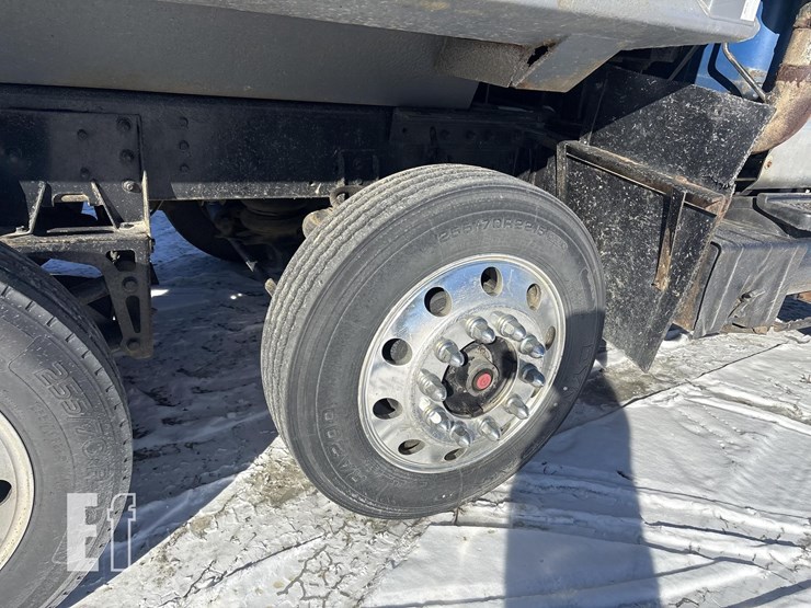 1999-international-f2674t-image-12