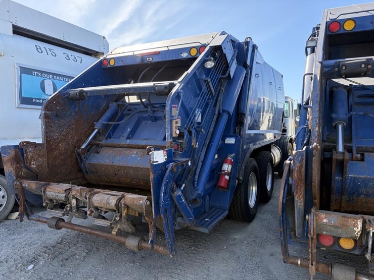 2012-autocar-xpeditor-image-3