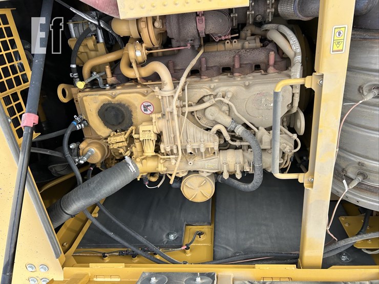 2023-caterpillar-336-image-54