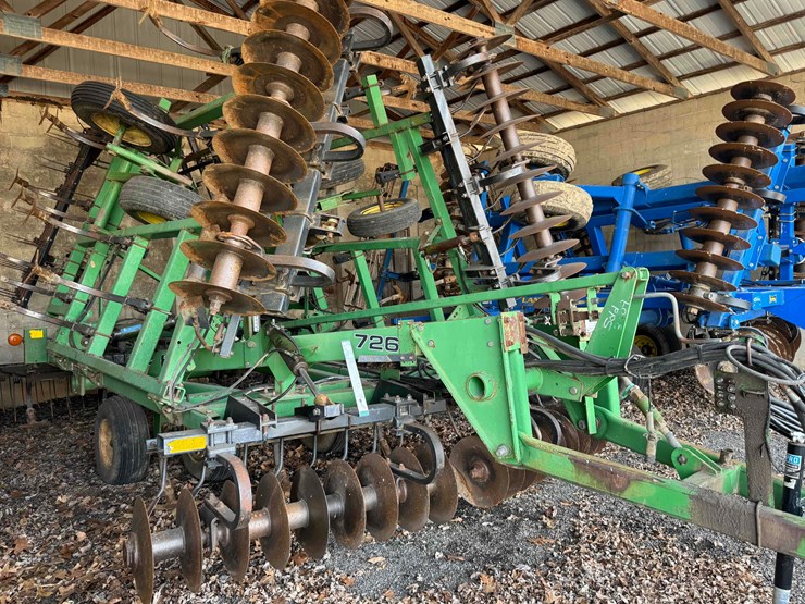 john-deere-726-image-2