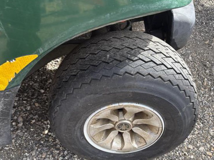 #66-•-yamaha-electric-2-seat-golf-cart-w/-dump-bed-image-11